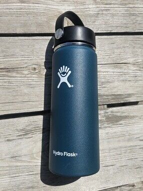 18 Oz Wide Mouth Hydro Flask Insulated Water Bottle In Jade